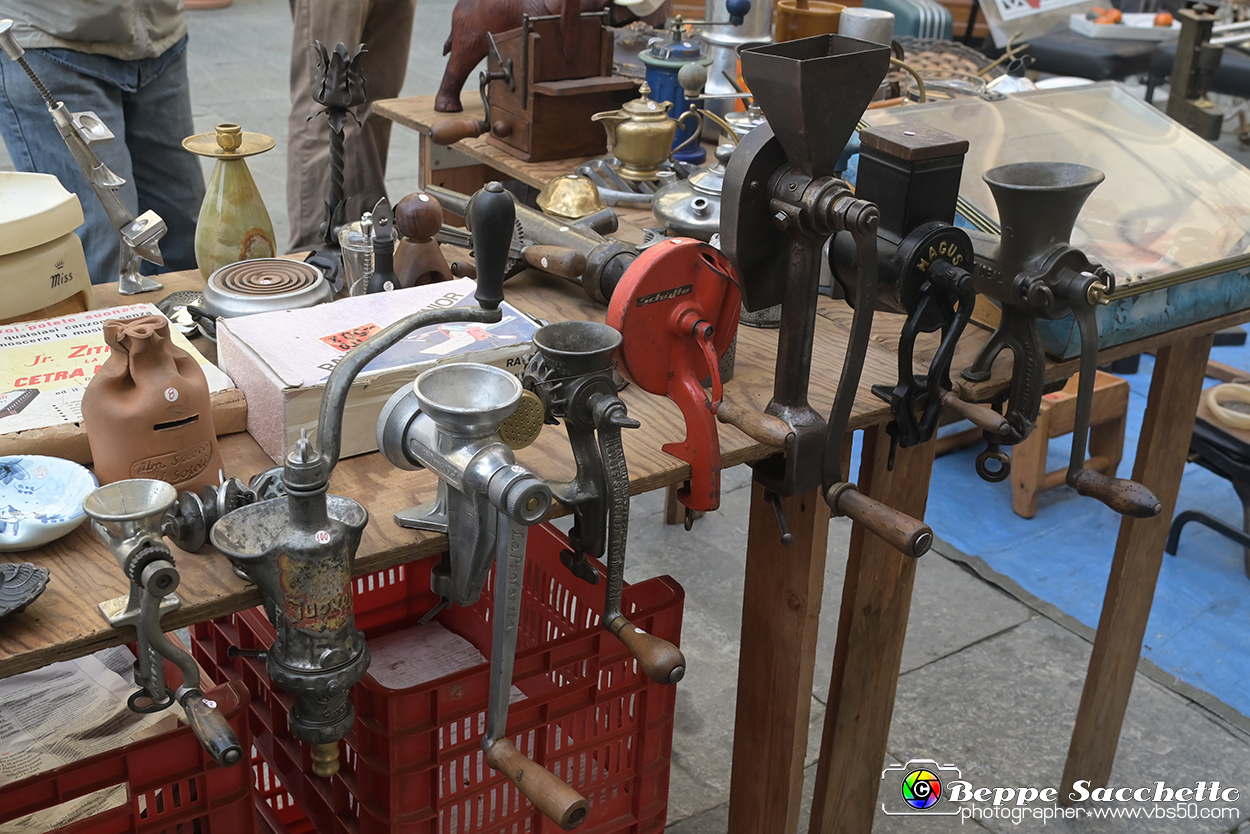 VBS_6594 - Mercatino dell'Antiquariato e dell'Hobbismo - Ottobre 2023.jpg